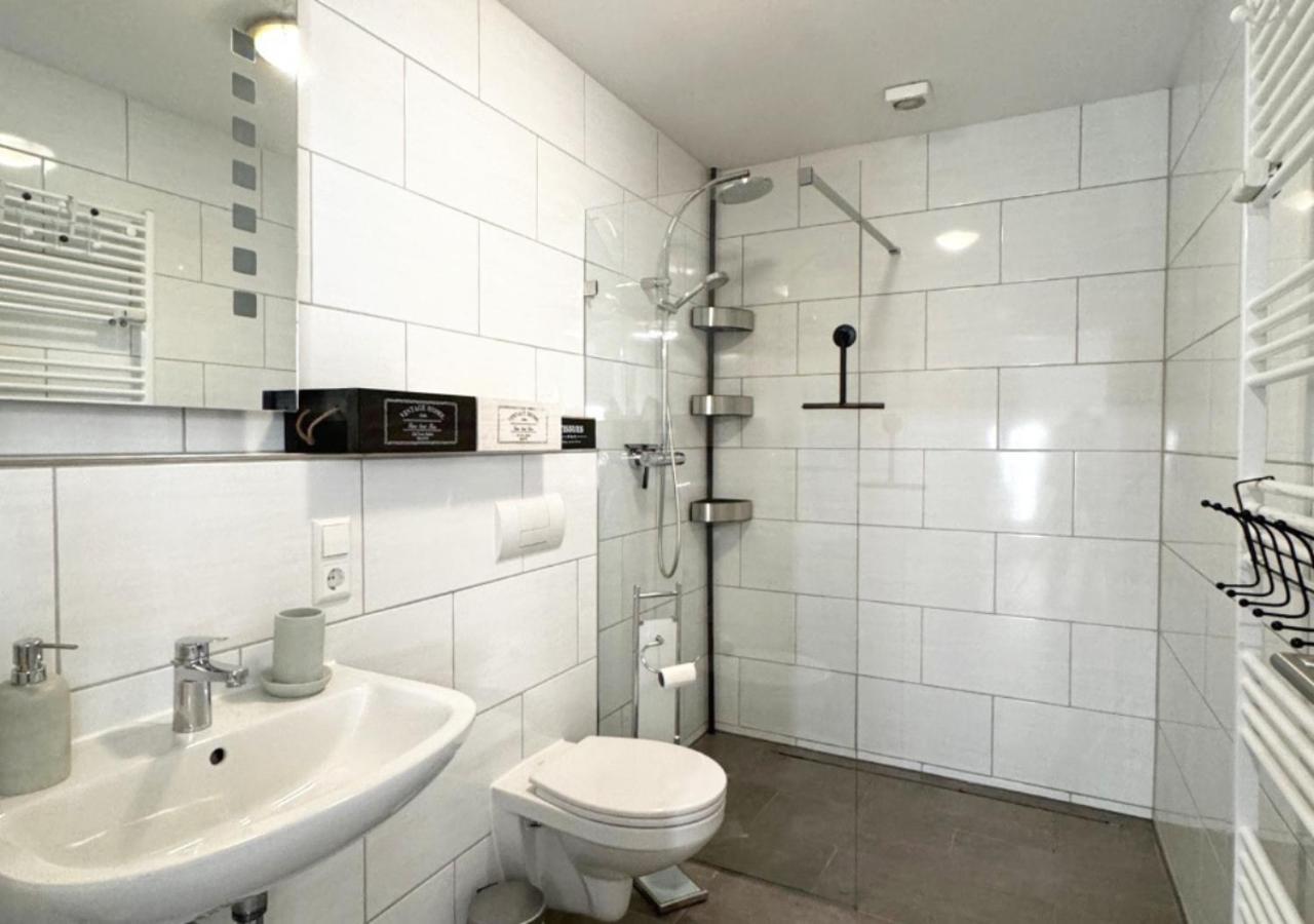Greenhouse Living Apartment Nivis Mit Garten - 4 Minuten Nach Winterberg - Wandern, Mountainbike Fahren - Natur Geniessen ميدهباخ المظهر الخارجي الصورة